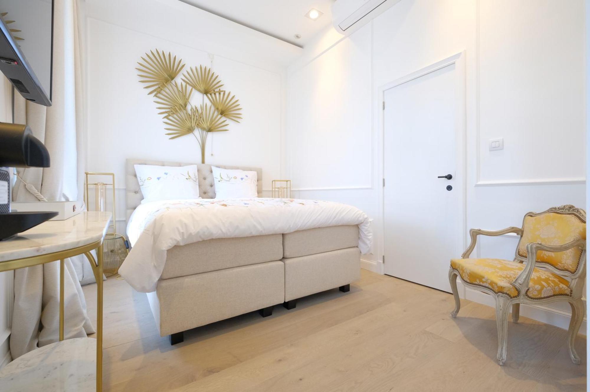 Room Jade - La Maison De La Duchesse De La Valliere - Parking Prive 몽스 외부 사진